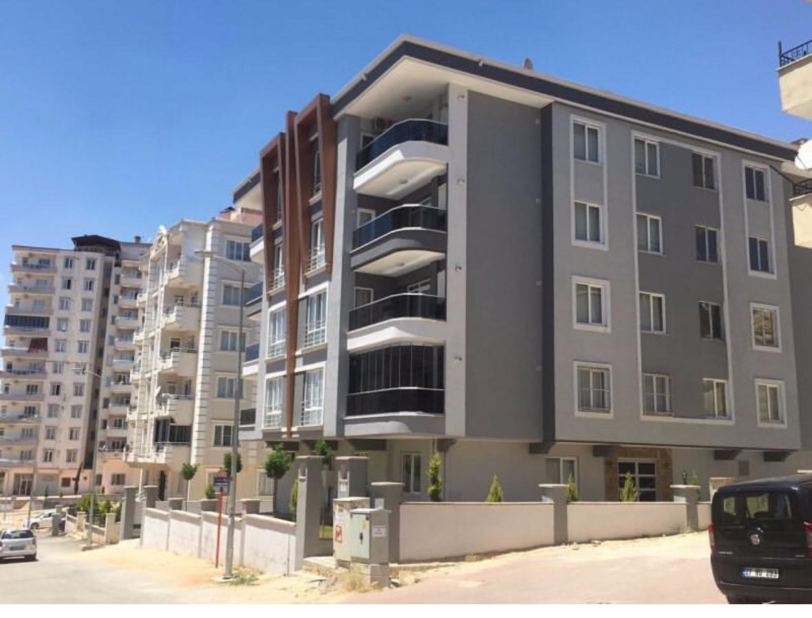 ŞEKERCİOĞLU APARTMANI